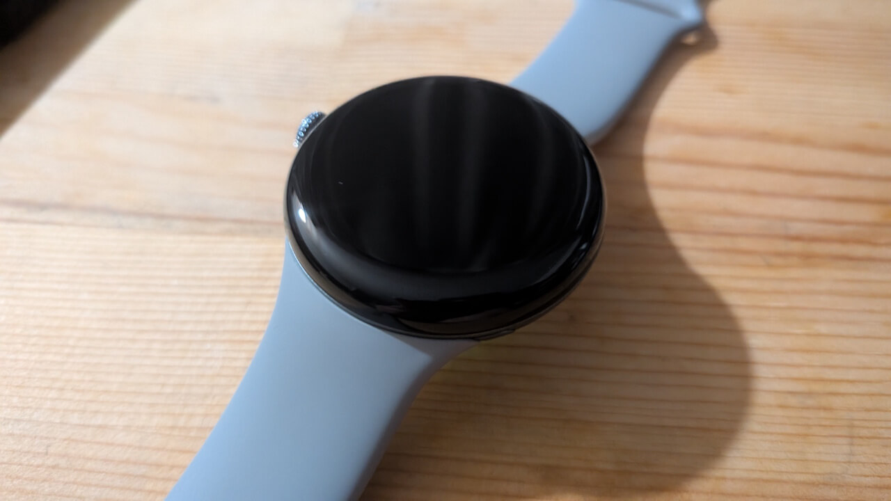Google Pixel Watch 4「Pixel 衛星 SOS/呼吸不全通知」実装？